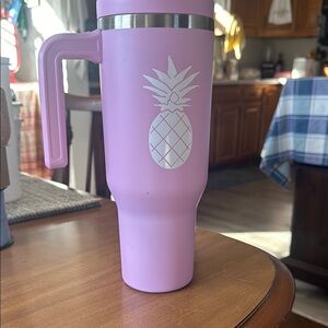 Hydrapeak 40oz water bottle